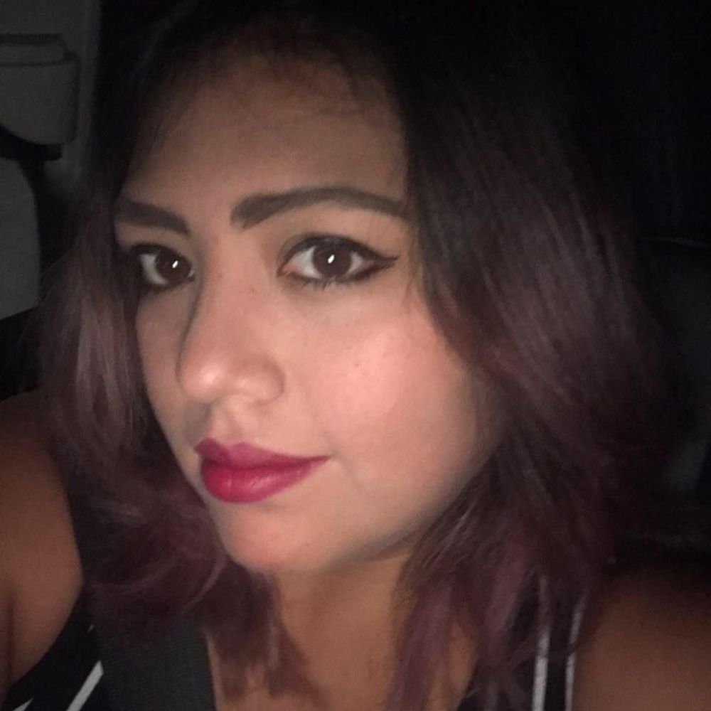 Meet your Posher, Stephanie